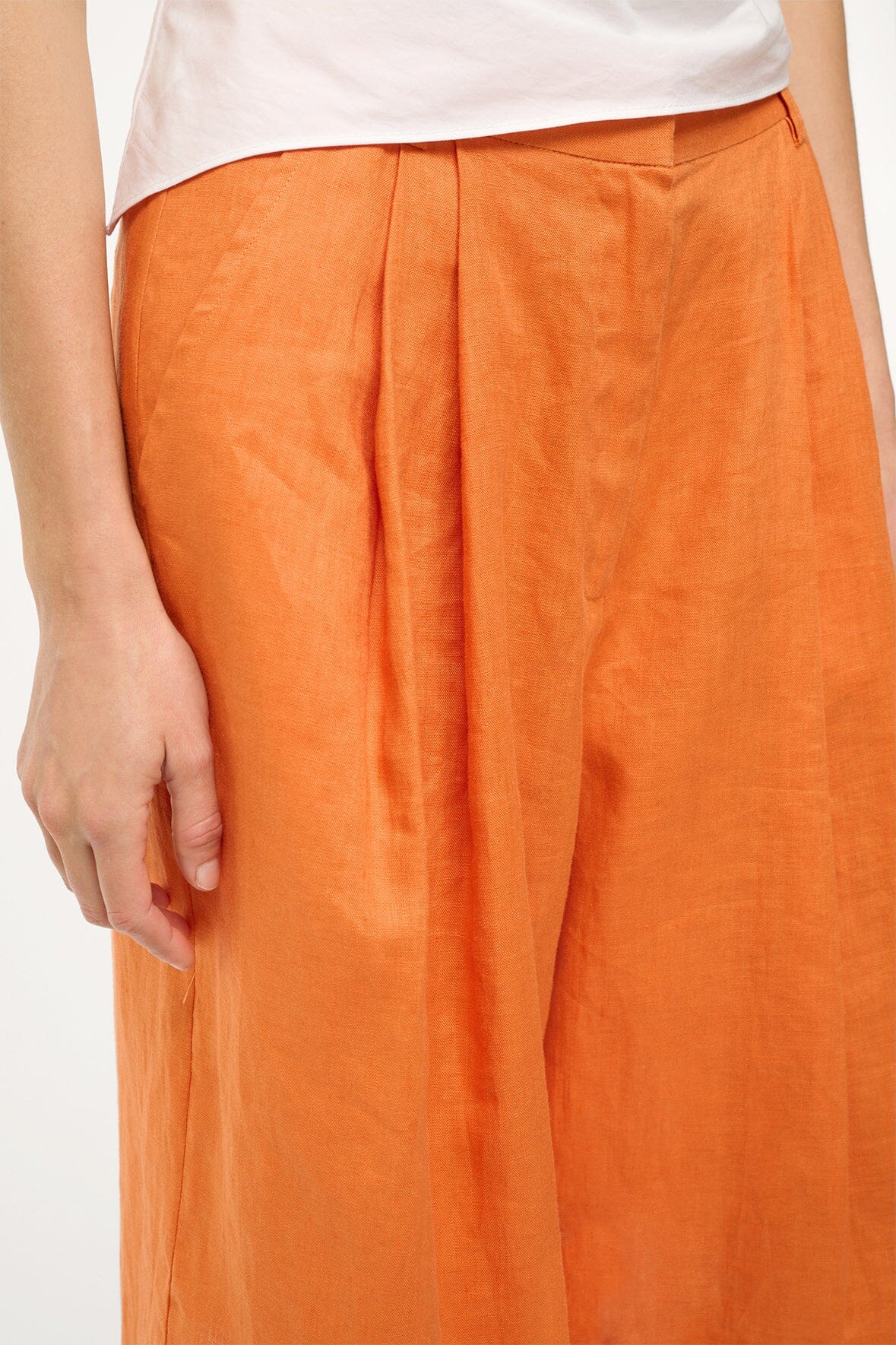 CRUZ BERMUDA LINEN SHORT | APRICOT - Image 6