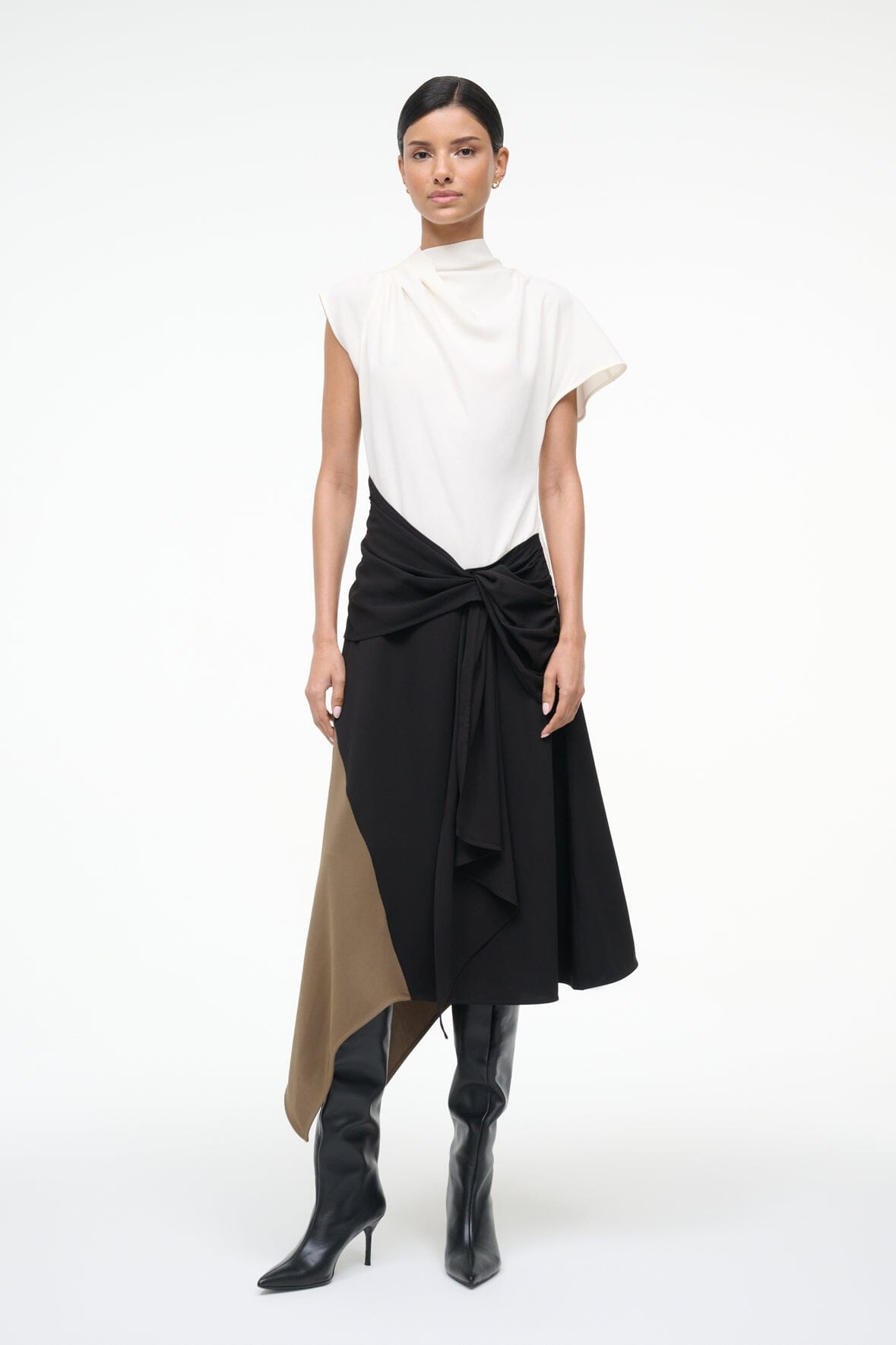 DAVINA DRESS | BLACK MULTI - Image 2