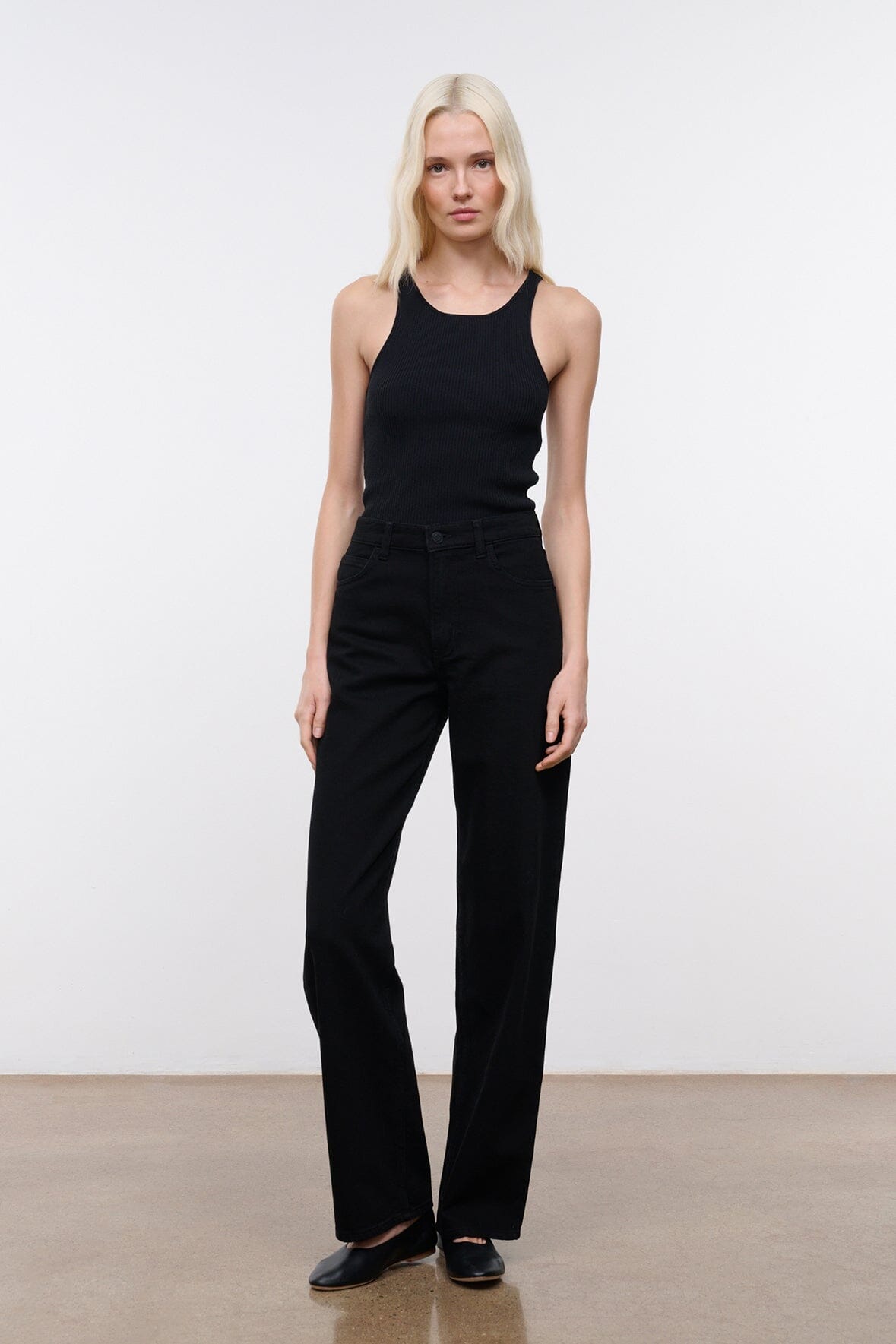 LEO HIGH RISE JEAN | BLACK - Image 2