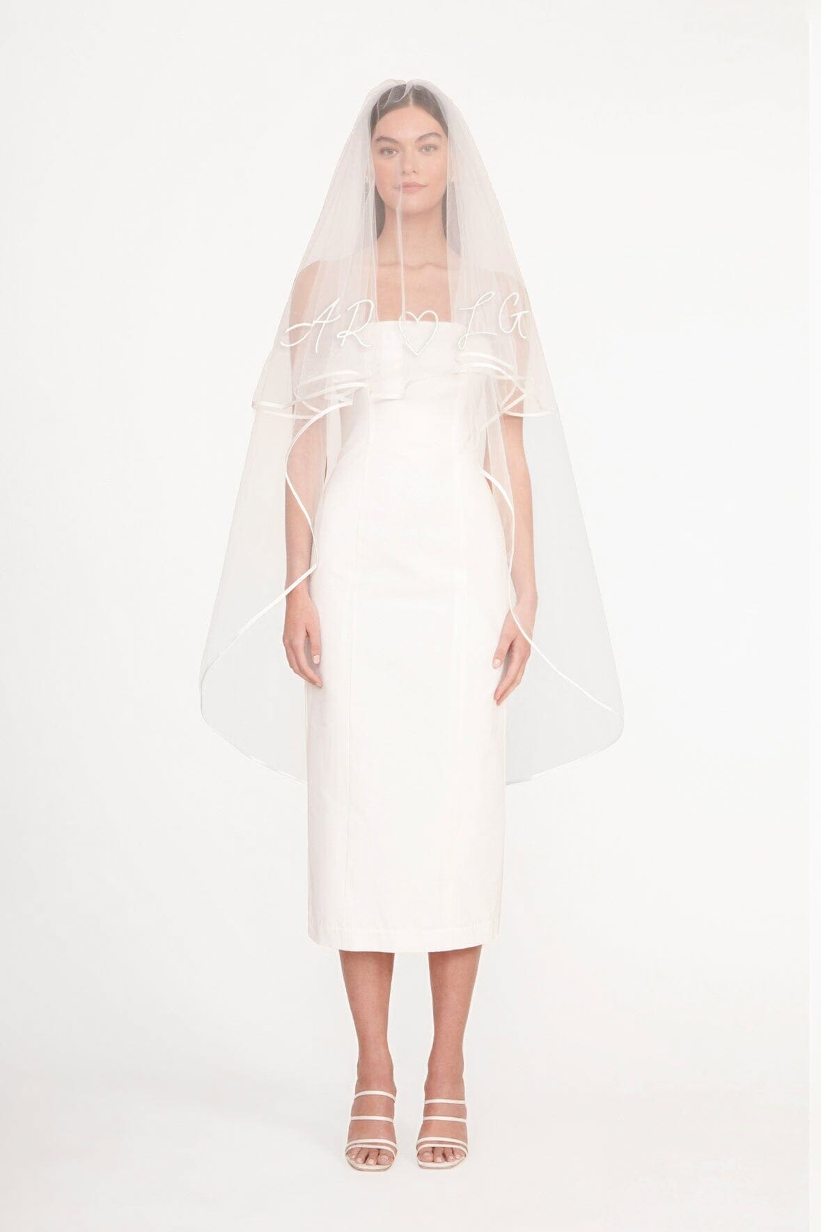 CUSTOM EMBROIDERED INITIALS VEIL - Image 5